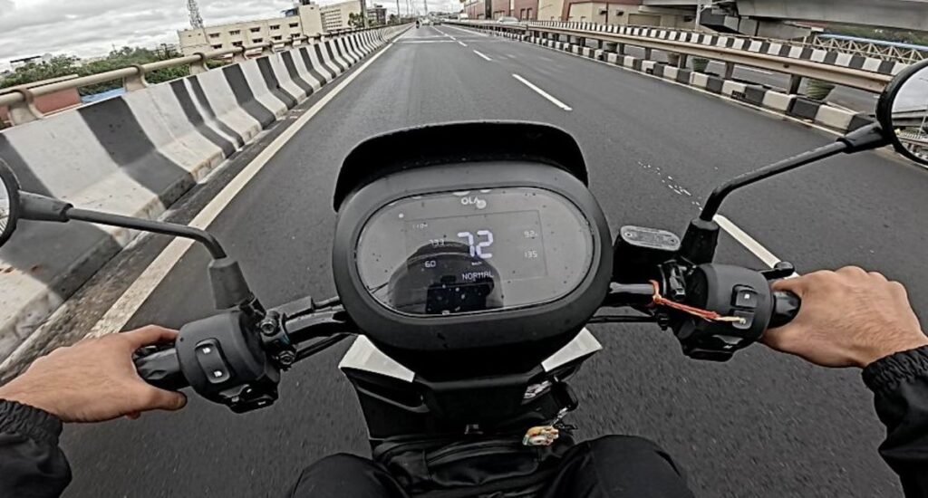 सिर्फ ₹89,999 में  OLA S1 X: स्टाइल, स्पीड और स्मार्टनेस का जबरदस्त कॉम्बो, वो भी इलेक्ट्रिक में!